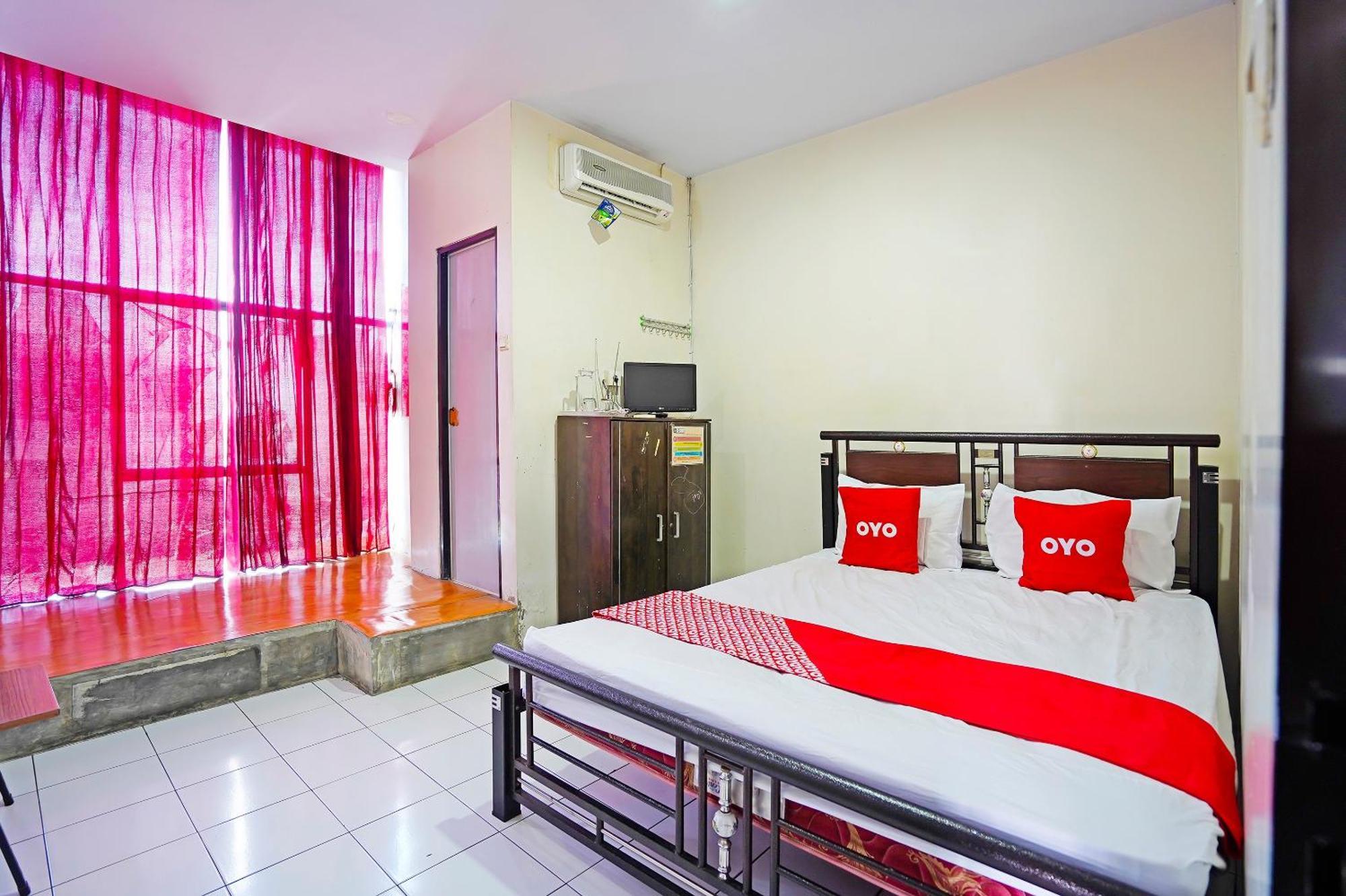 Oyo 91415 De Wijaya Hotel Sidoarjo Esterno foto