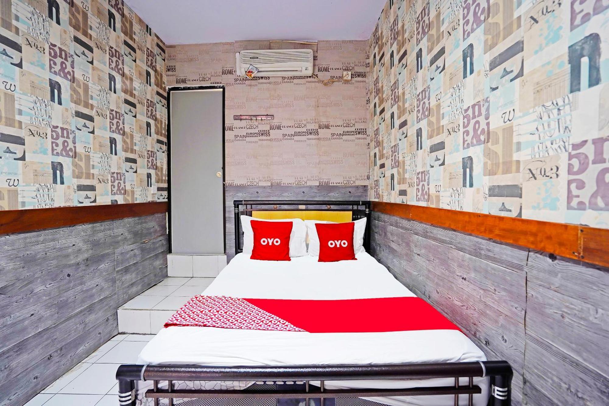 Oyo 91415 De Wijaya Hotel Sidoarjo Esterno foto