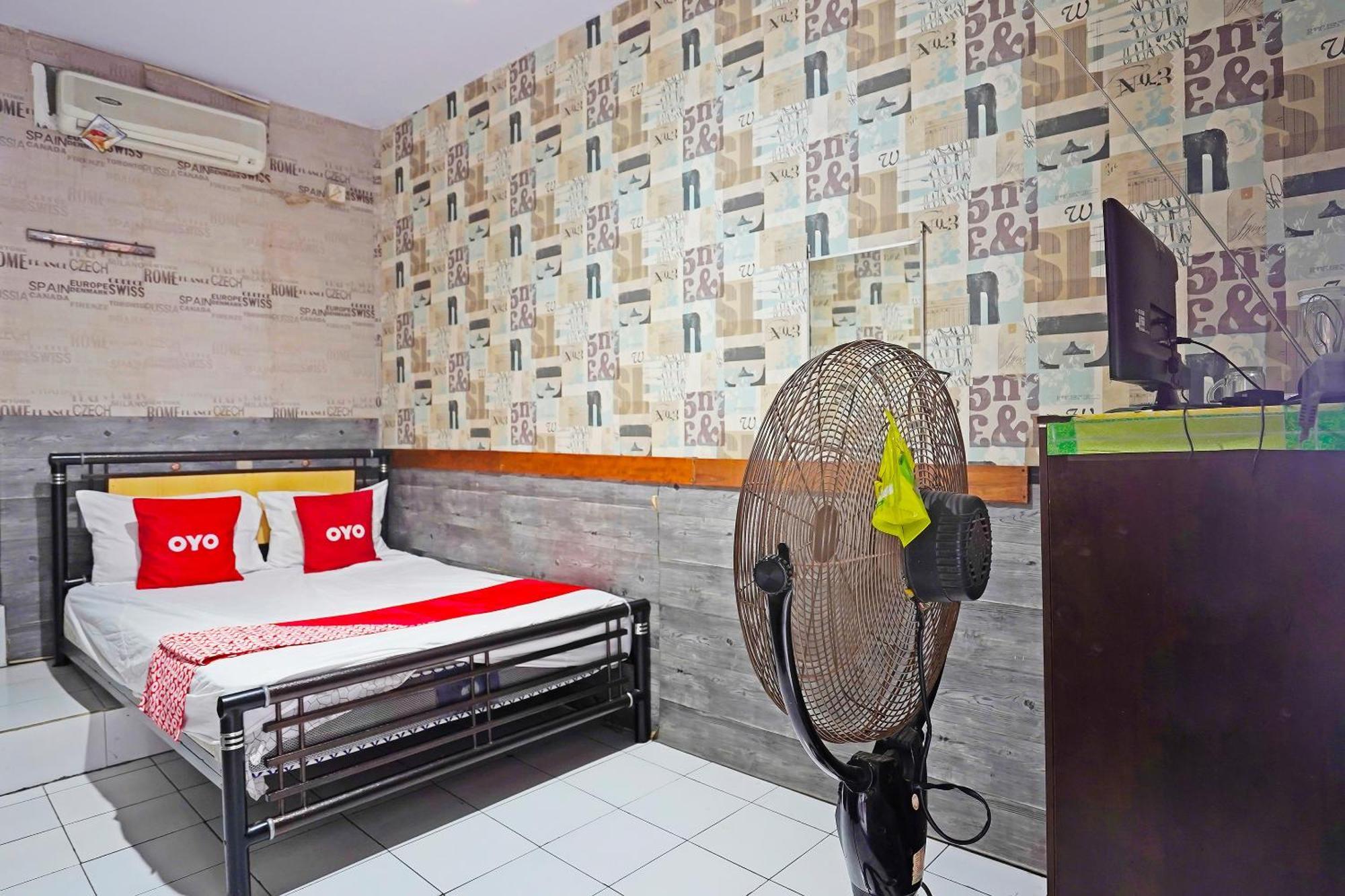 Oyo 91415 De Wijaya Hotel Sidoarjo Esterno foto