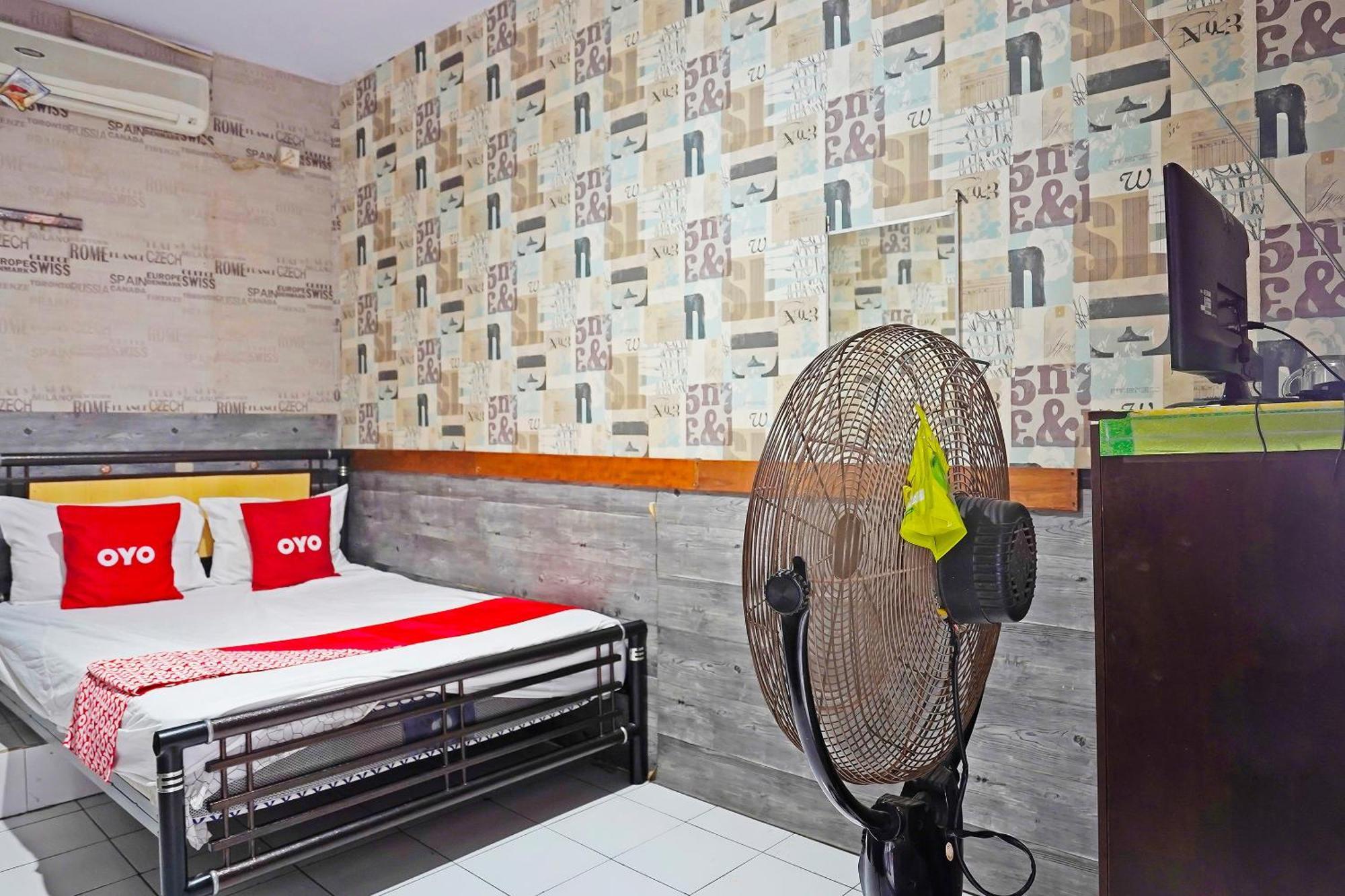Oyo 91415 De Wijaya Hotel Sidoarjo Esterno foto