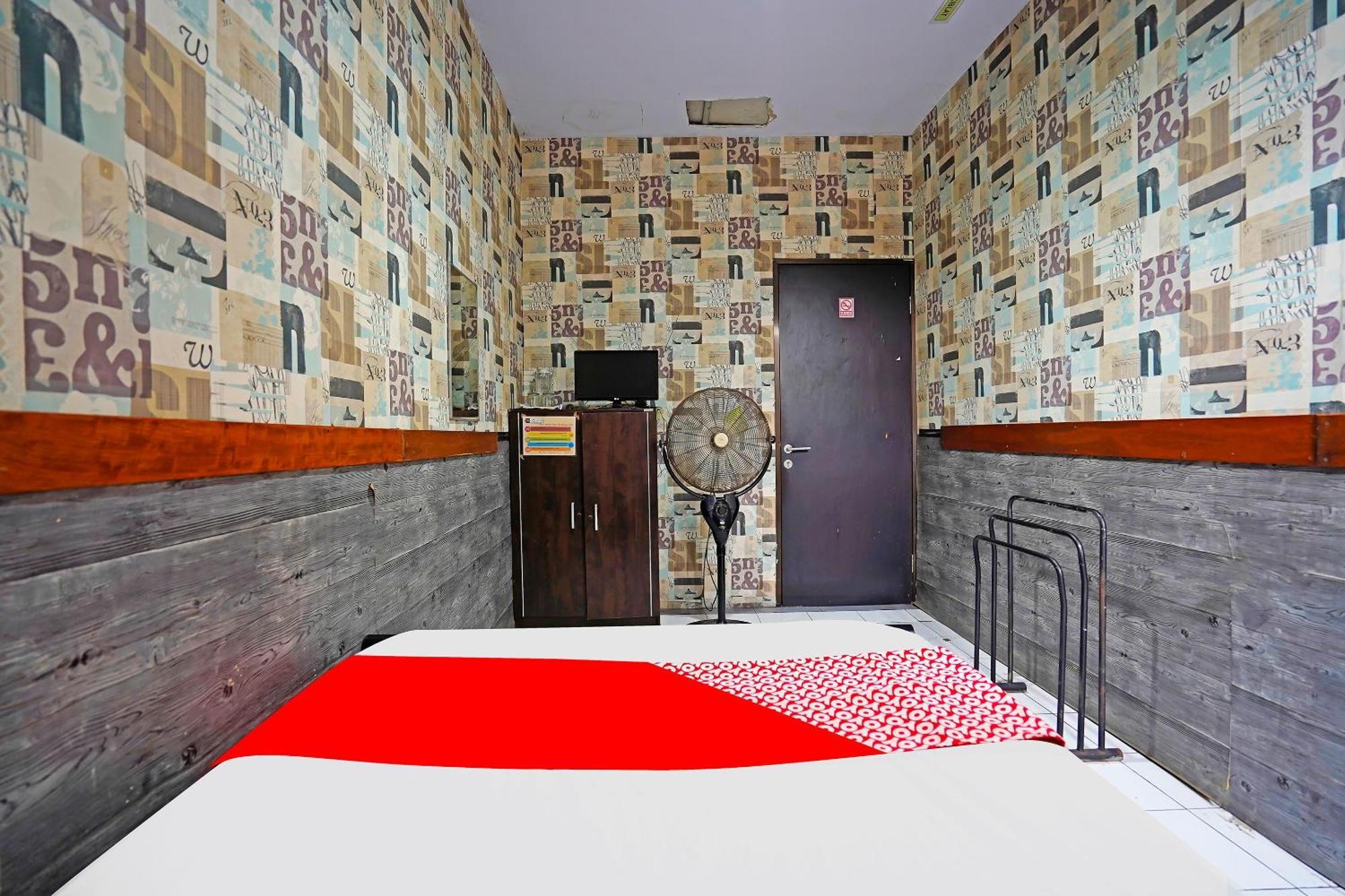 Oyo 91415 De Wijaya Hotel Sidoarjo Esterno foto